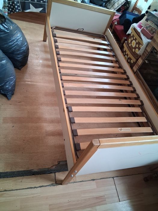 Две легла  от Германия с матрак две лица