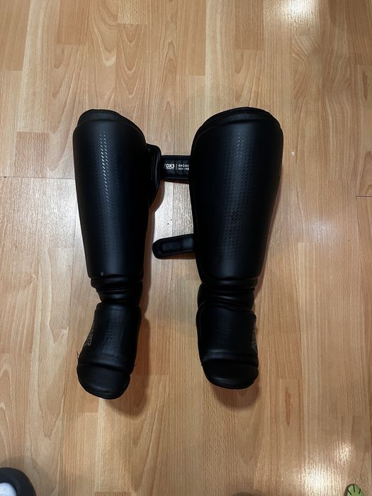 Tibere outshock mma/kickbox/taekwondo