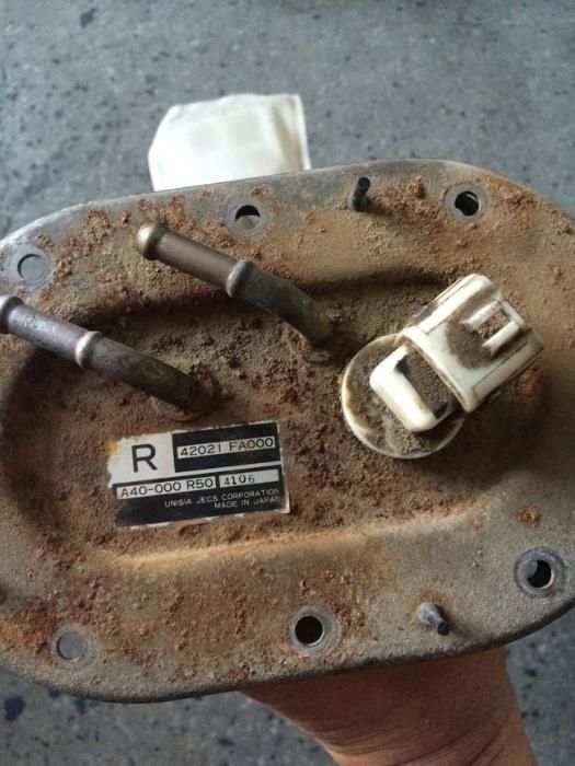 Субару - фар, кора, помпа, кабели