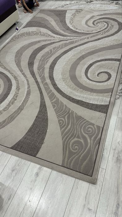 Ковер 2/3 в отличном состочнии