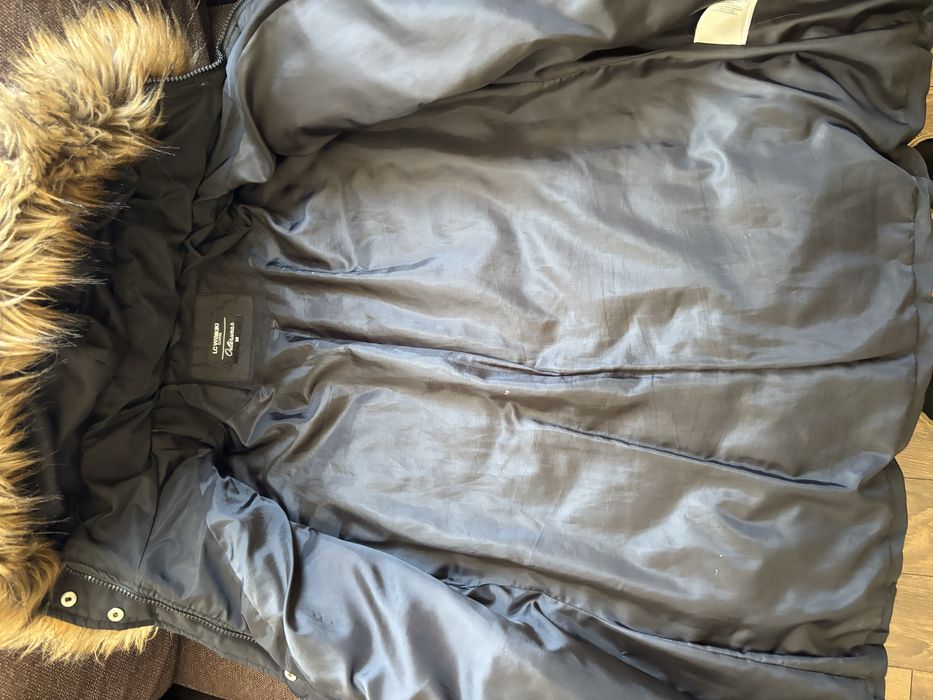 Дамако яке- размер 38. Обличано веднъж. Без никакви забележки.