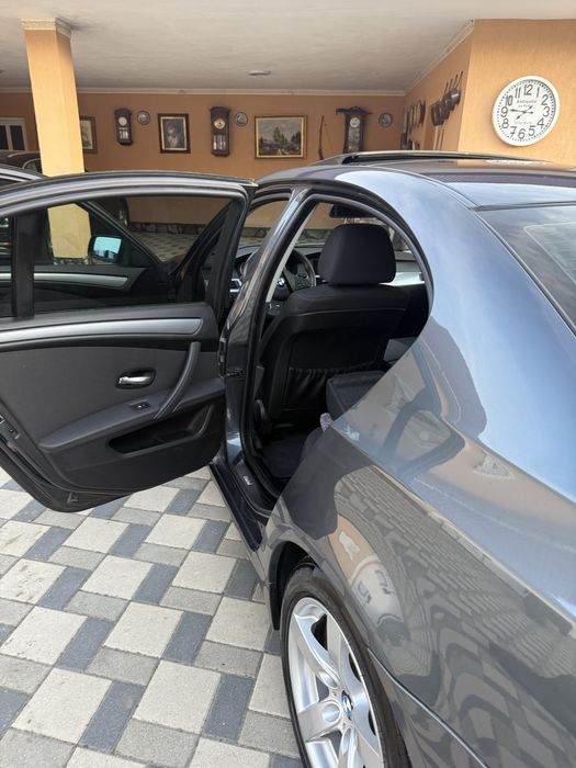 Bmw e60 facelift 523i