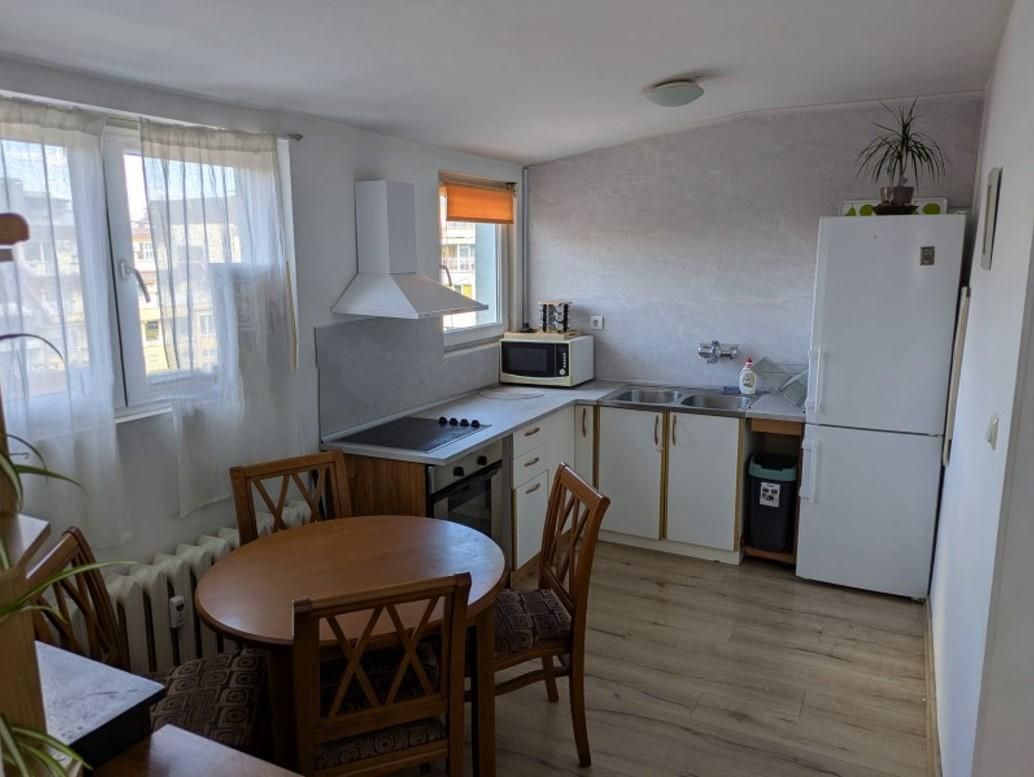 Дава се под наем Тристаен апартамент в София, Борово - 102 кв.м за 599 € - Снимка #2