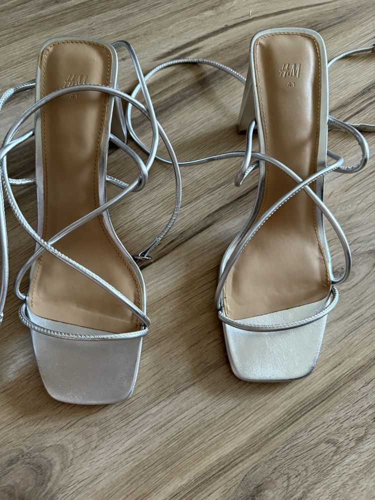Дамски Сандали с връзки H&M