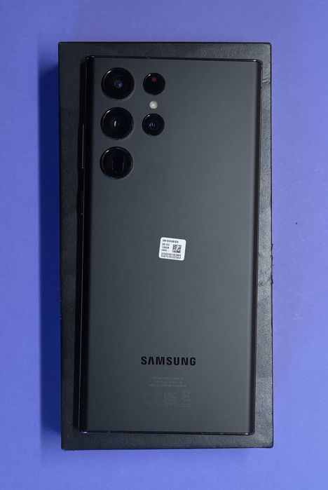 Samsung S22 Ultra 512 GB 12 GB RAM full box