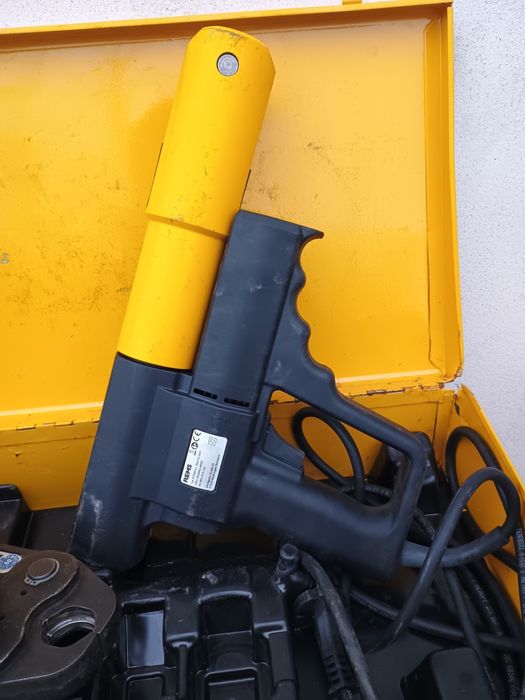 Presa sertizat rems power presa acc cu 4 bacuri