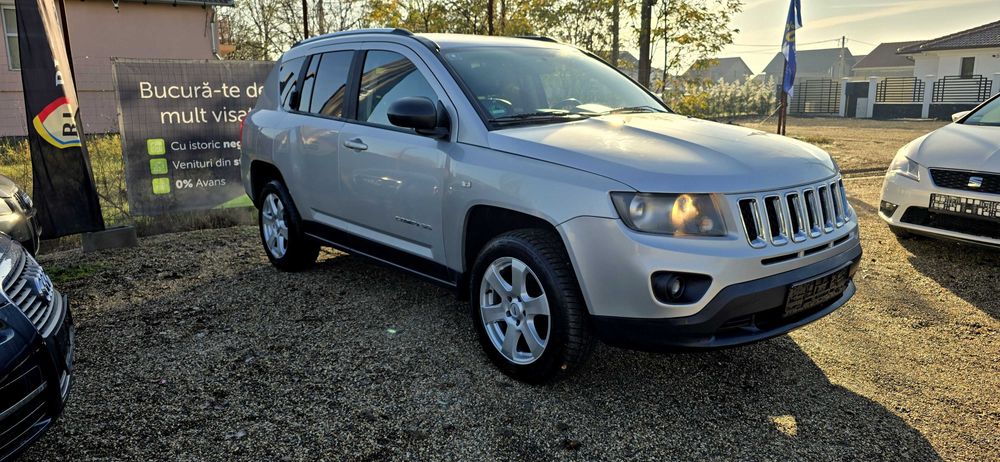 Rate Cash Jeep Compass 4x4 an 2011 diesel piele incalzire scaune clima
