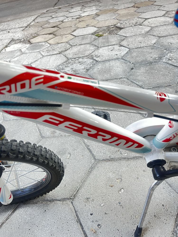 Детски велосипед Ferrini