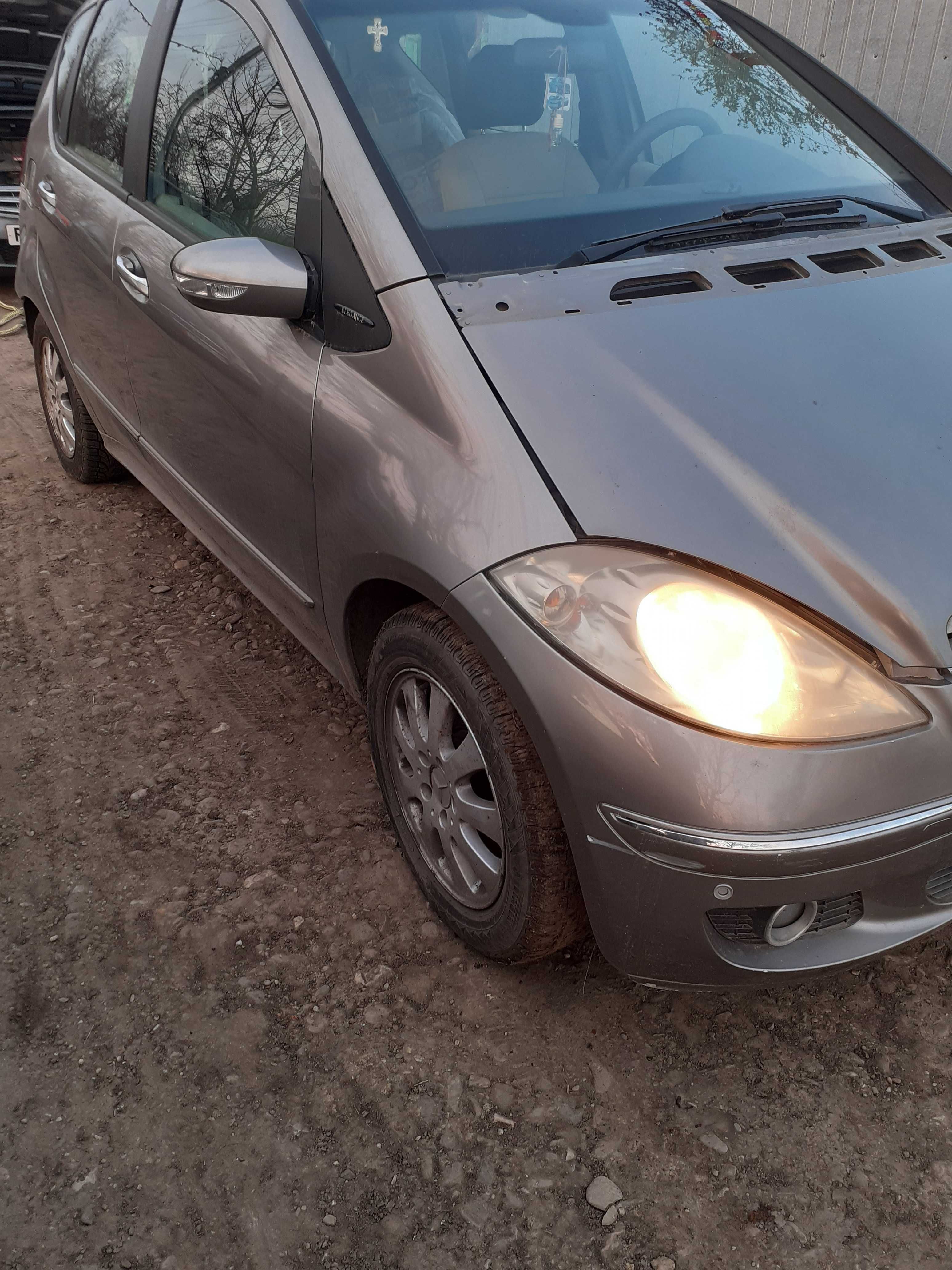 Dezmembrez Mercedes A Class W169, 1.7 benzina, an 2005