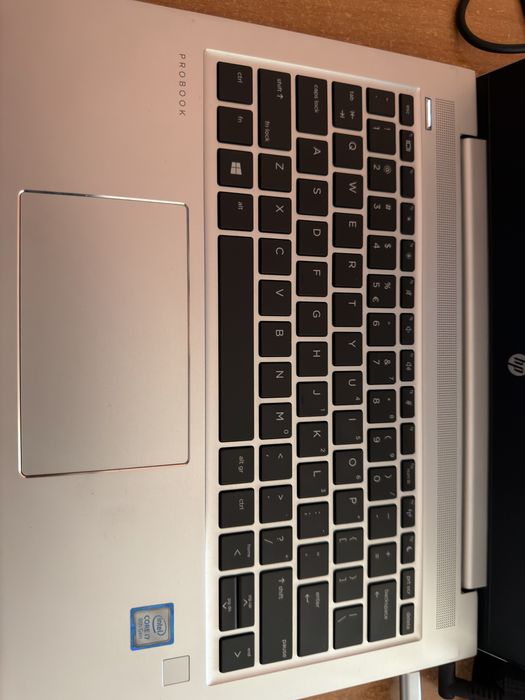 Hp-Probook Intel(R) Core(TM) i7-8565U CPU 1.80GHz (1.99 GHz)