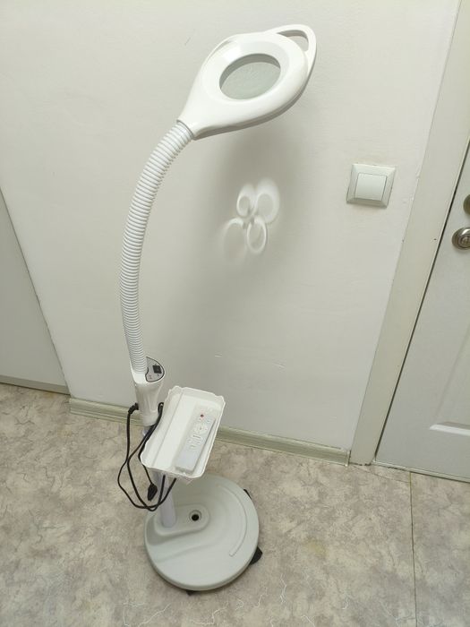 Лампа для косметологов