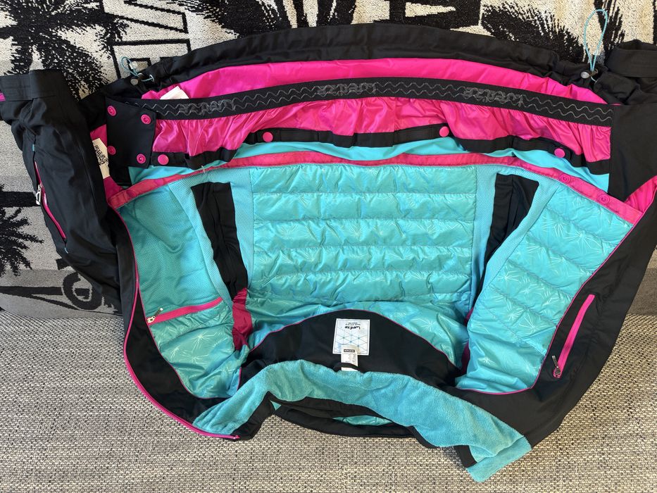 Costum de ski de dama geaca wedze marime S pantaloni benger marime 38