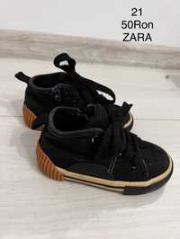 Adidasi marimea 21 ZARA