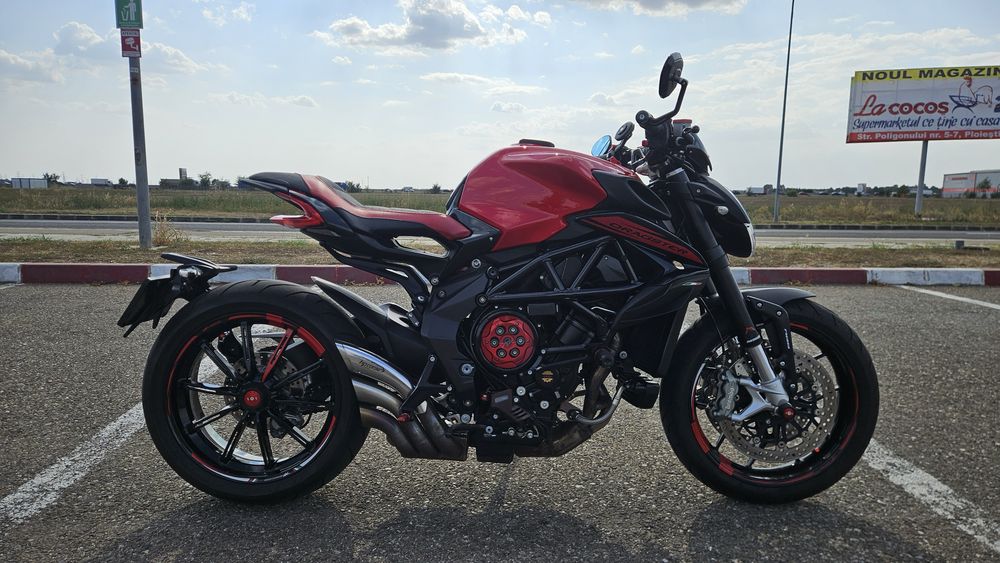 MV Agusta Dragster 800 Rosso 75 Anniversario limited eddition