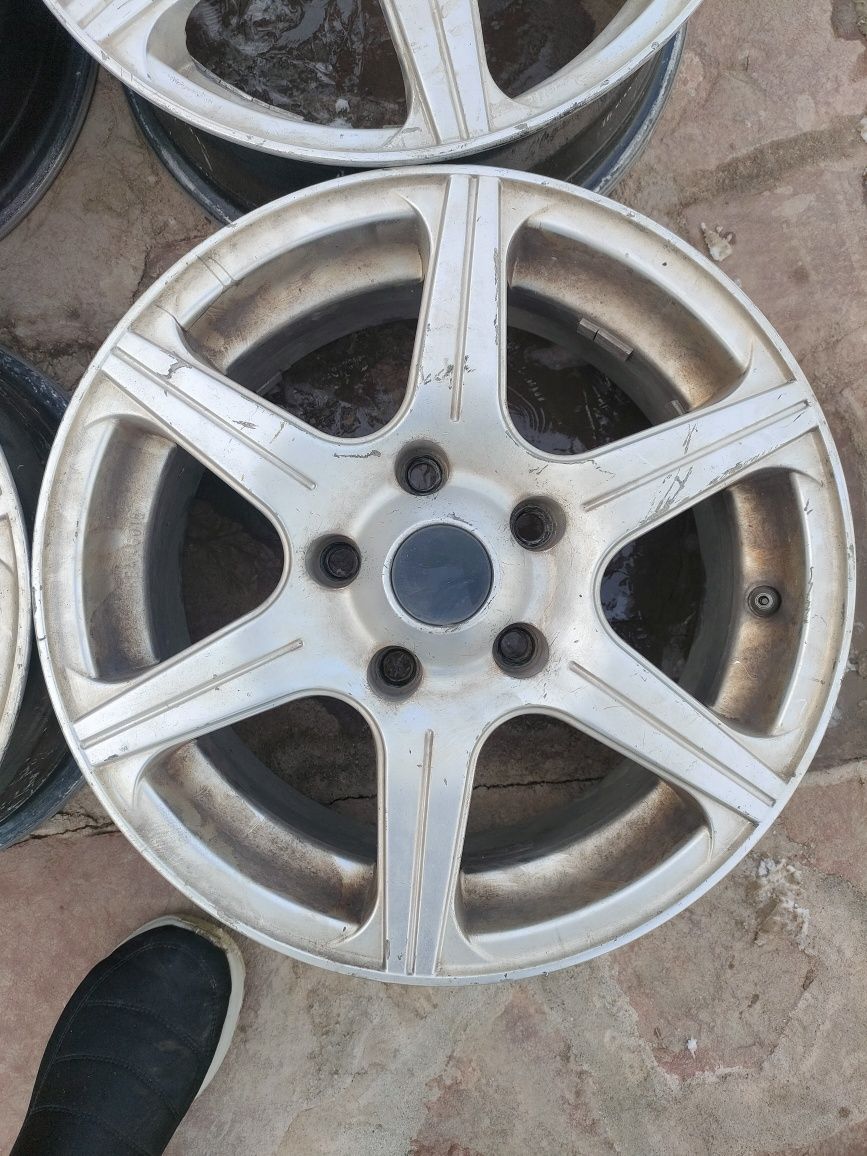Литые диски R15/5x114,3