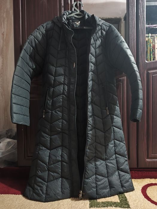 Куртка Женская продается