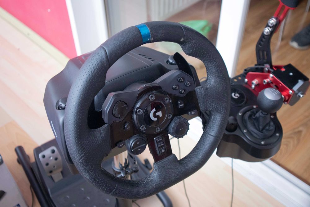 Rig Volan gaming Logitech TrueForce G923 PS Layout + suport