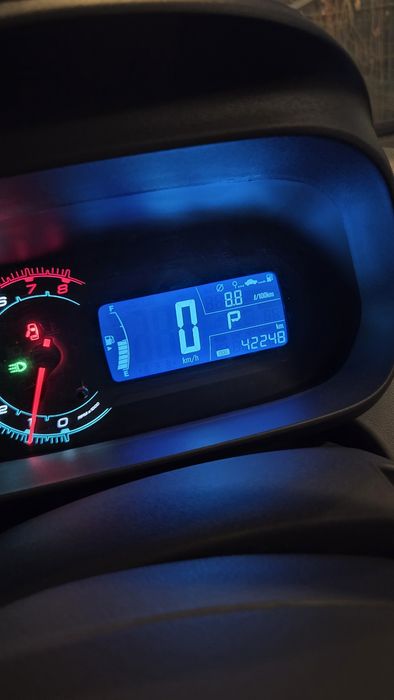 Продам Cobalt  белого цвета