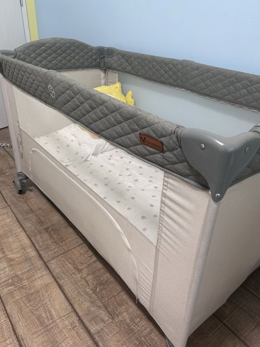 Бебешка кошара чисто нова