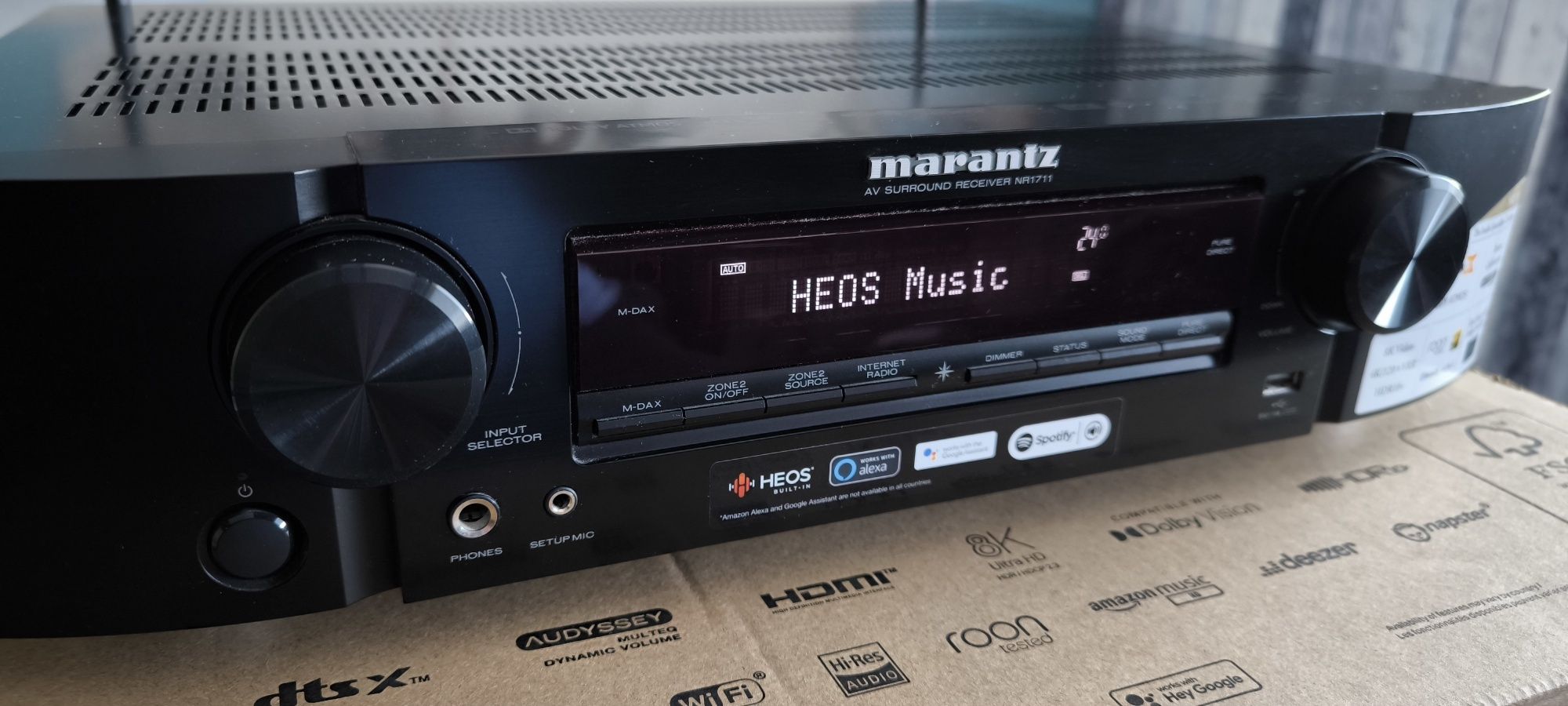 Ресивър за домашно кино Marantz NR1711
