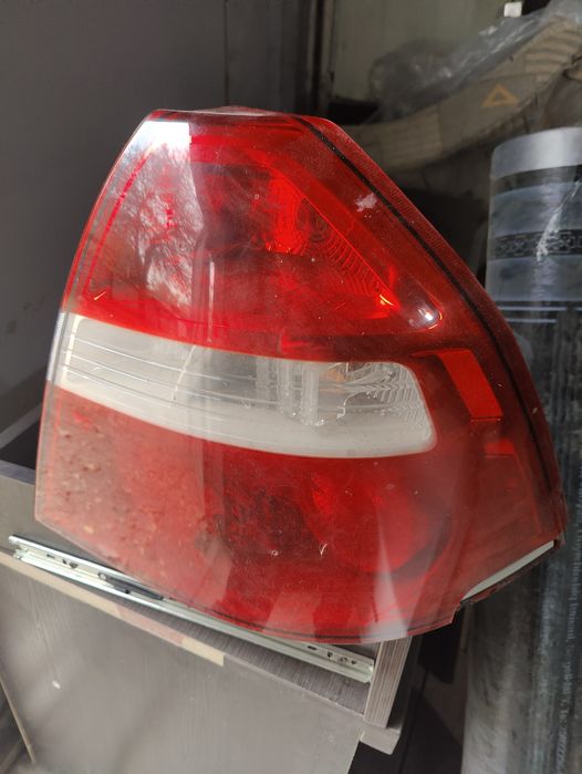 Задняя правая фара Нексия 3