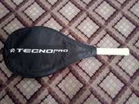 Продавам нова тенис ракета Techno Pro Force MP