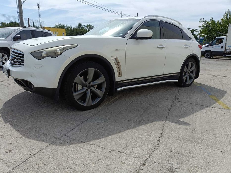 Infiniti FX 30 Nissan