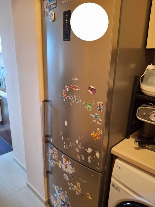 хладилник с фризер Daewoo