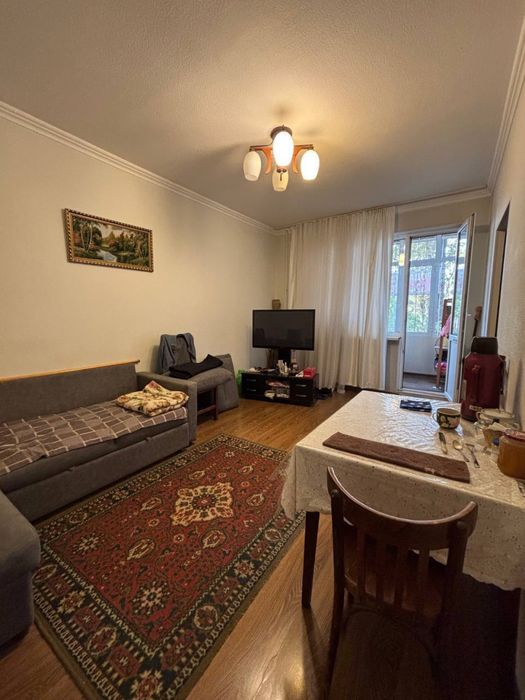 Своя 4 комнатная 1 этаж площадь 78м2. Ялангач Локомотив