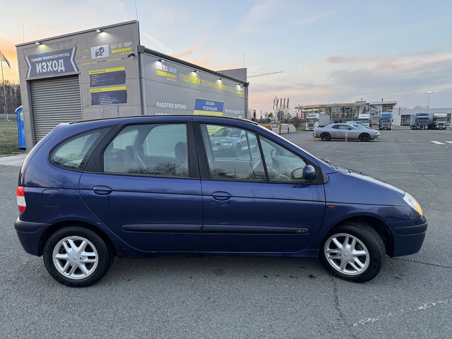Renault Scenic 2001 бензин АВТОМАТИК