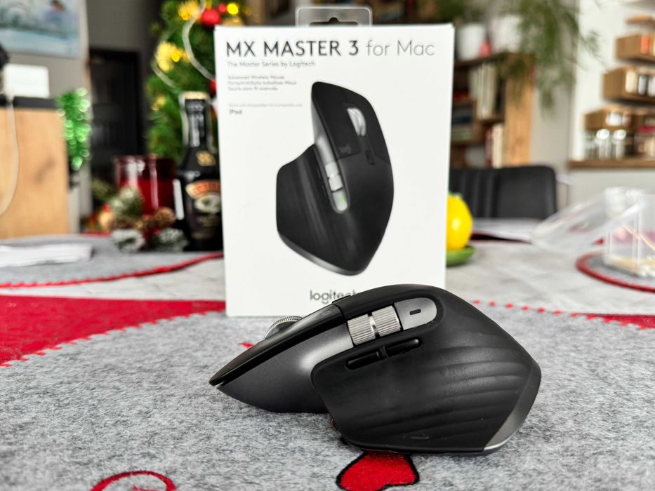 Продавам мишка MX Master 3 for Mac