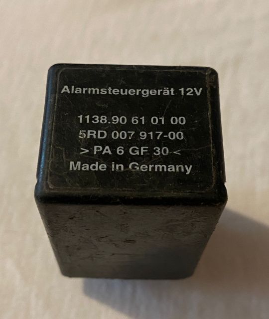 Releu 1138.90 61 01 00 / 113890 610100 Audi   seria