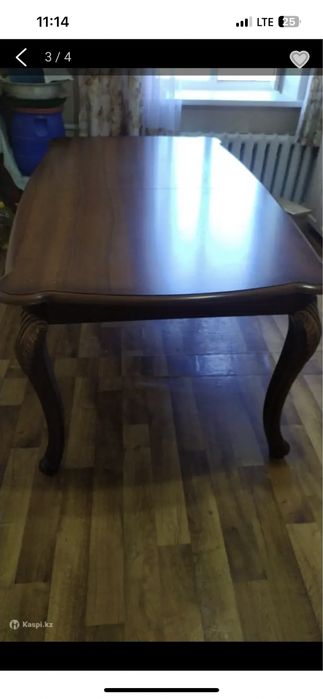 Стол в зал, гостиную, коттедж