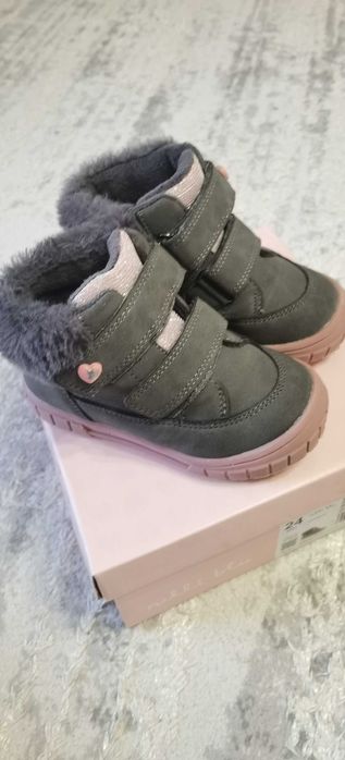 Ghete imblanite mărimea 24