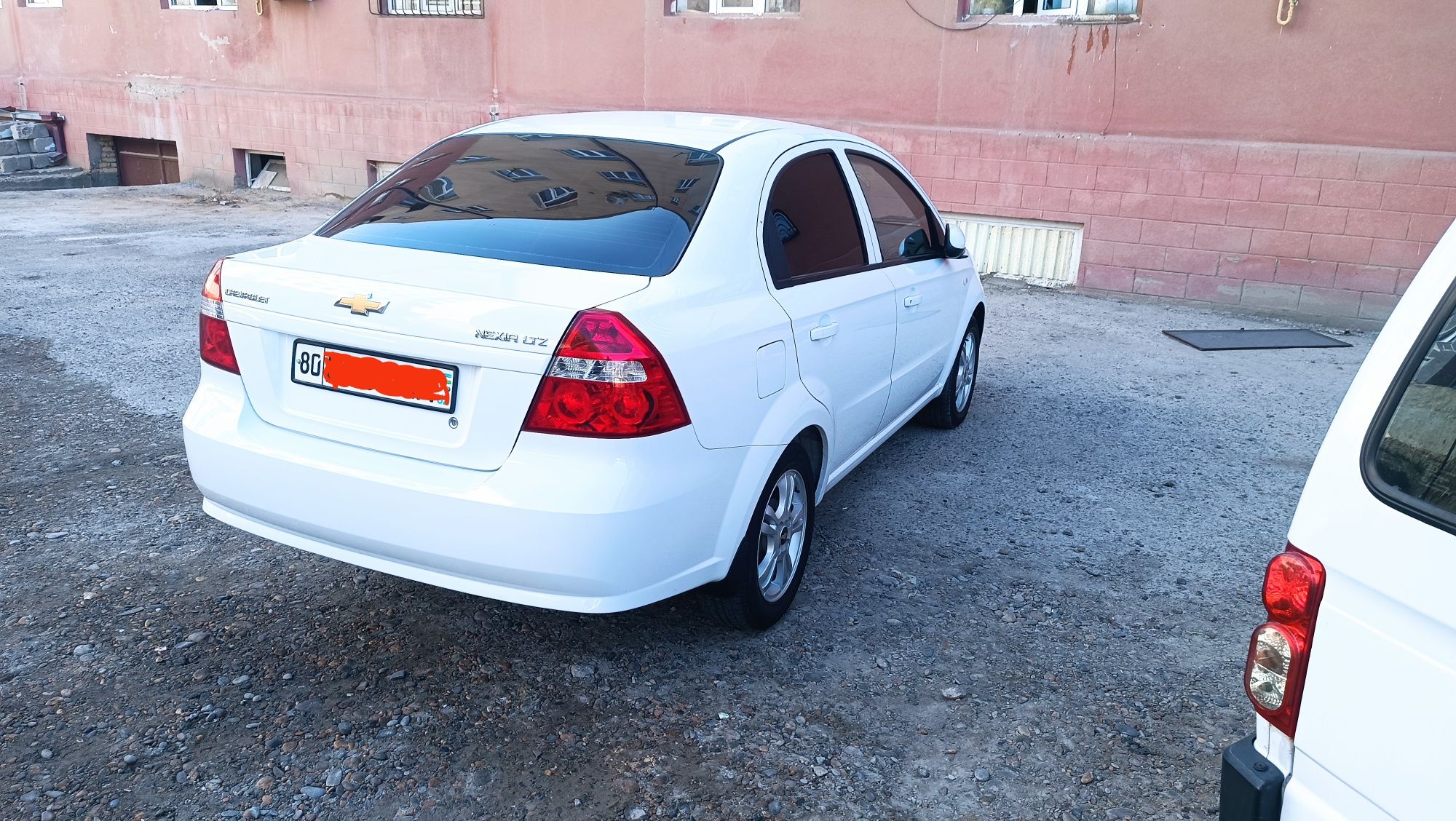 Nexiya3 srochna sotiladi