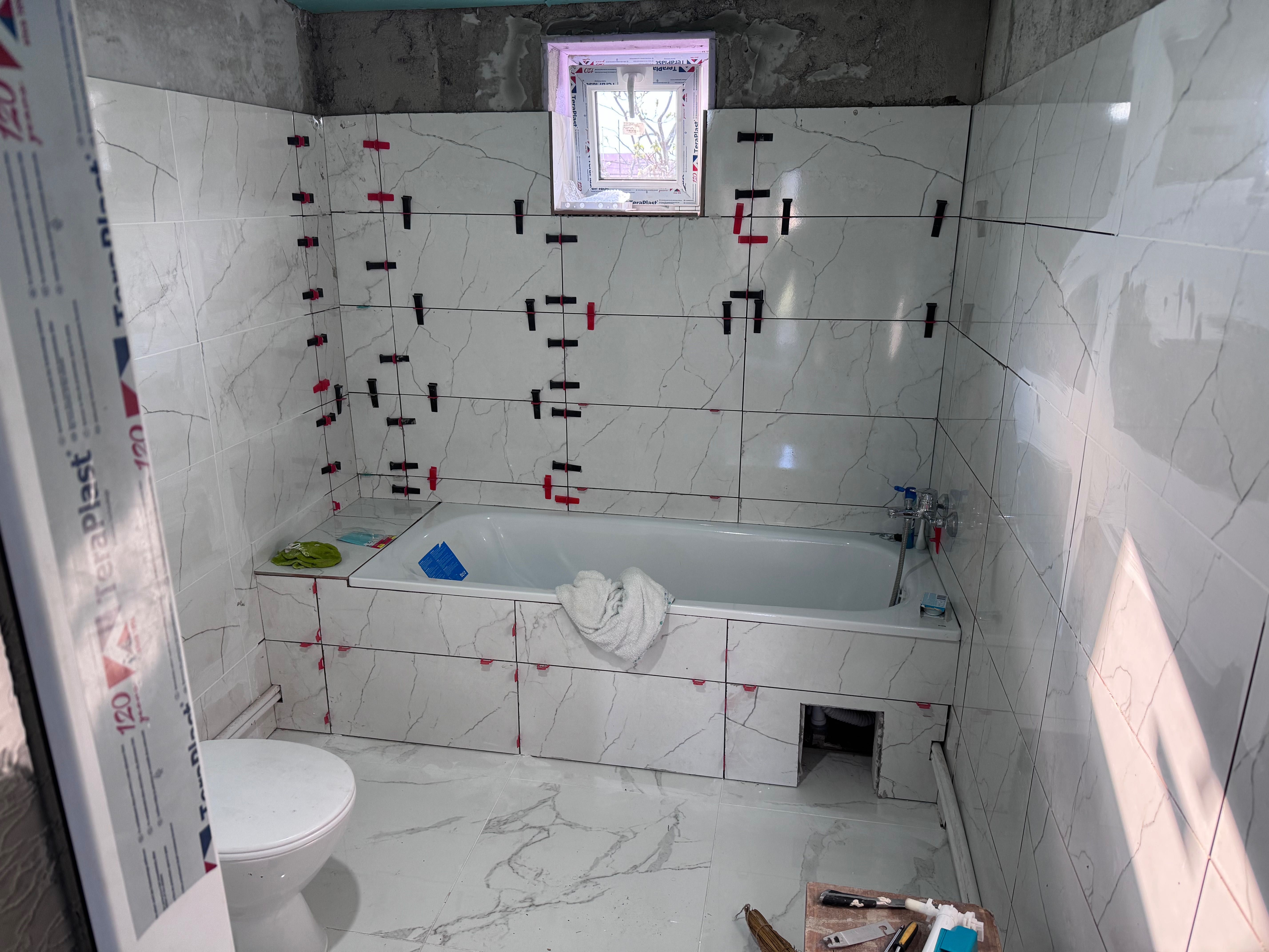 Renovări apartamente și case bătrânești zona Vrancea , Buzău