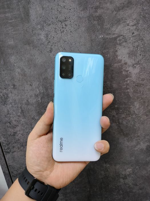 Realme 7i 128Гб в идеале