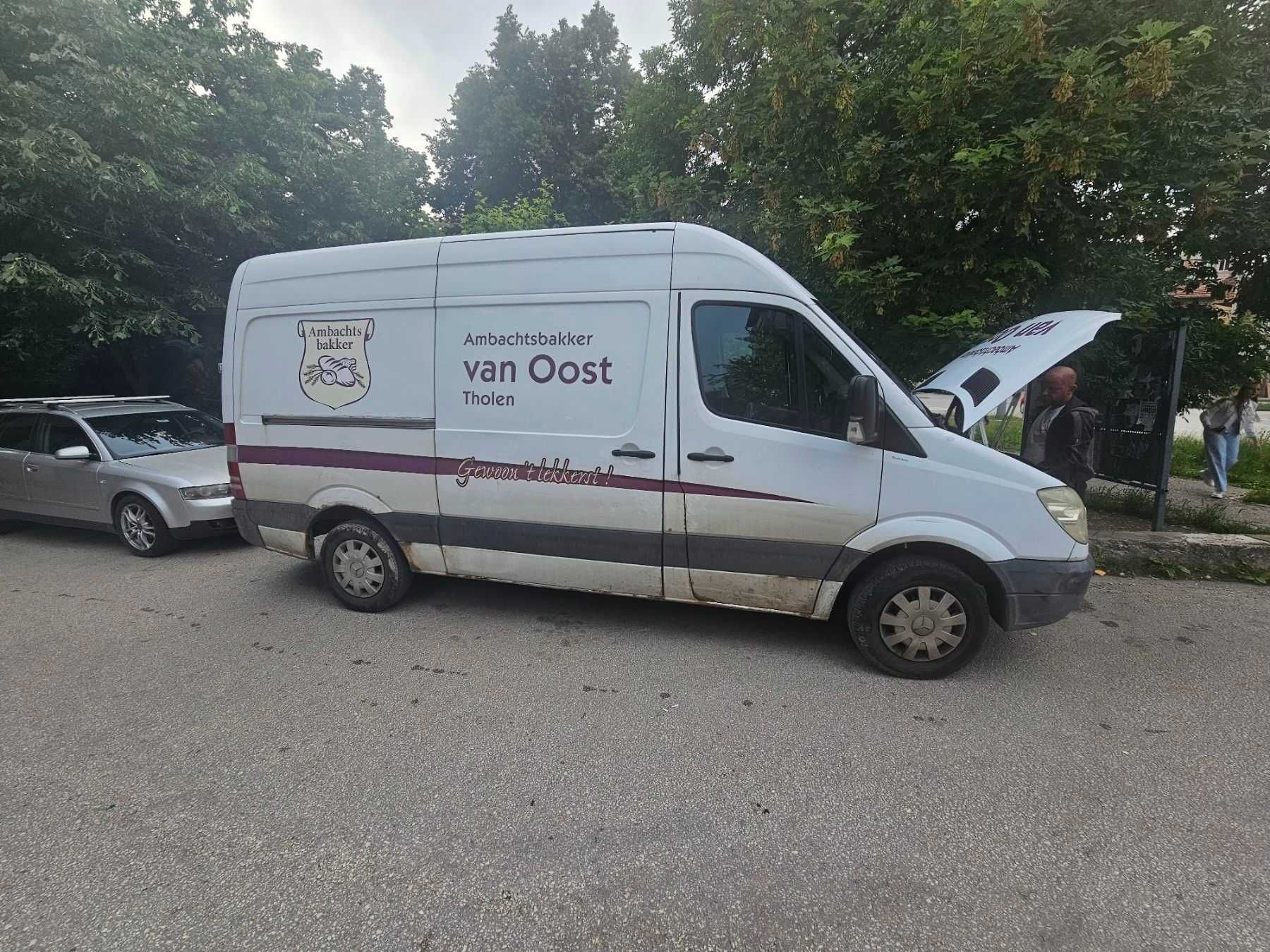 Mercedes-Benz Sprinter 211