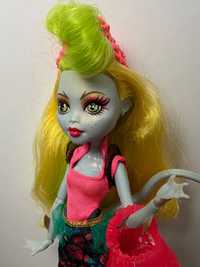 Monster High Lagoonafire Freaky Fusion Doll