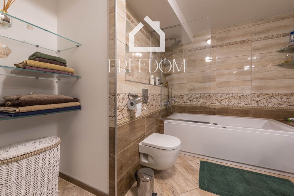 Продава се Многостаен апартамент в Варна, Аспарухово - 168 кв.м за 2679 €/кв.м - Снимка #8