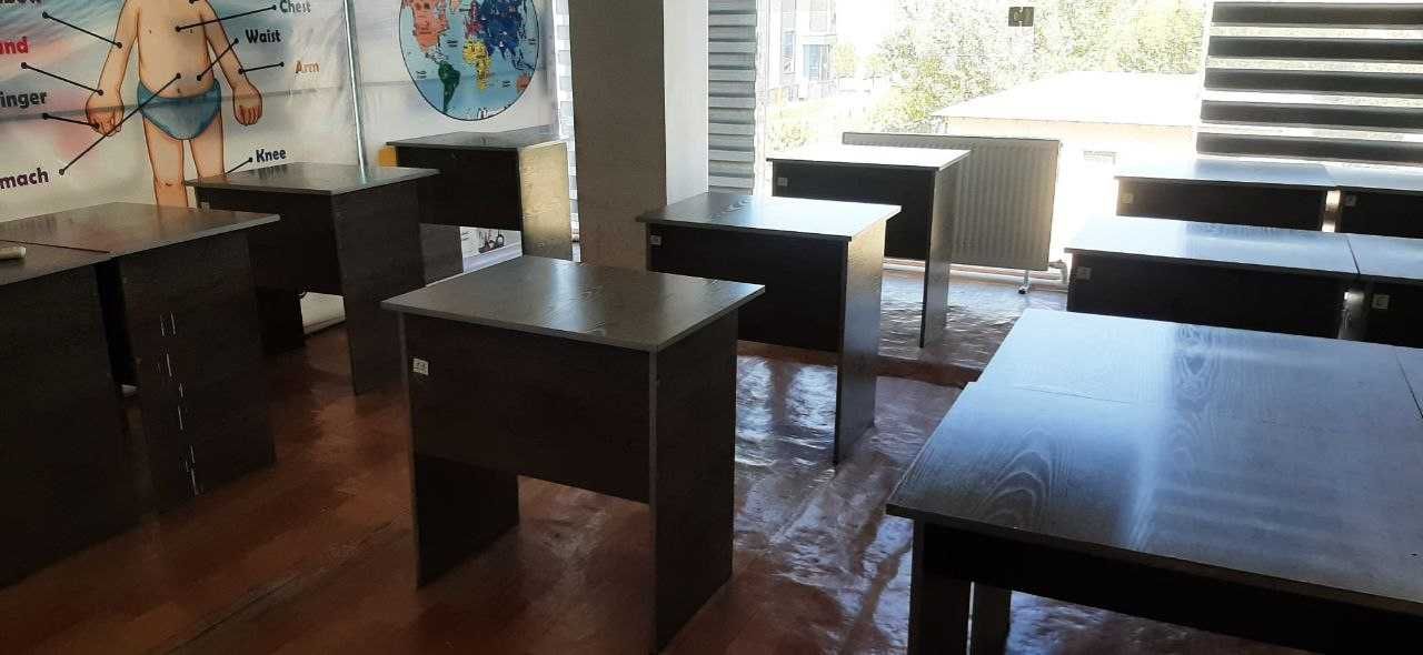 1 kishilik parta(stol)lar sotiladi, narxini kelishamiz