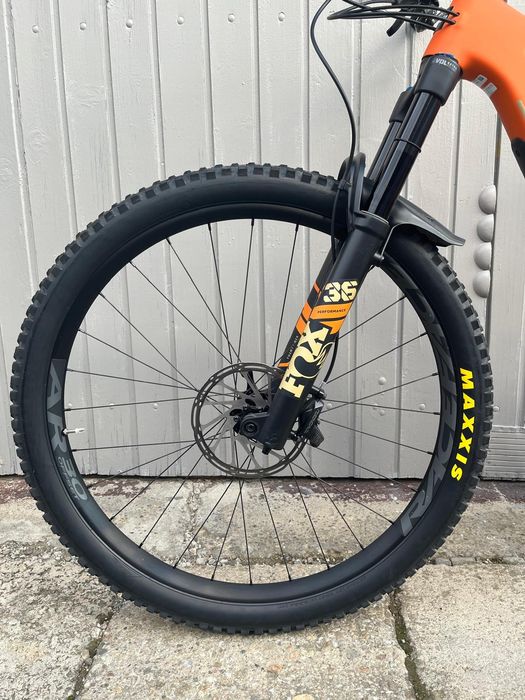 Santa Cruz Hightower C / Carbon  Full Suspension