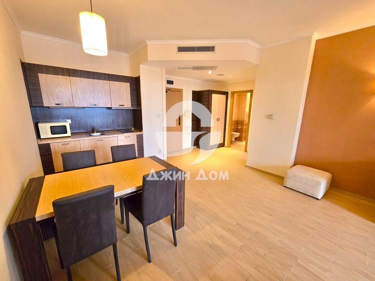 Продава се Двустаен апартамент в к.к. Слънчев бряг - 84 кв.м за 1012 €/кв.м - Снимка #7