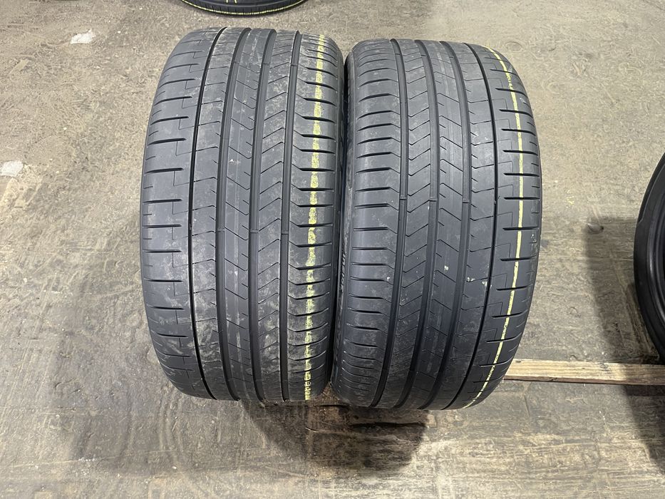 2 anvelope de vara Pirelli 295/35/22