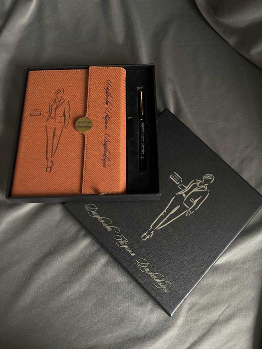 Корпоративный новогодний именной набор в женском стиле новый год 152