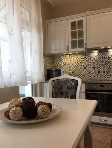 Дава се под наем Тристаен апартамент в София, Иван Вазов - 90 кв.м за 1000 € - Снимка #3