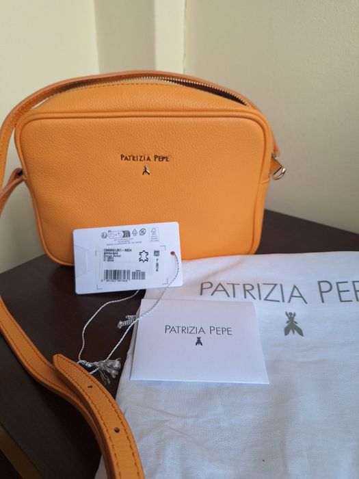 Patrizia Pepe малка кросбоди чанта
