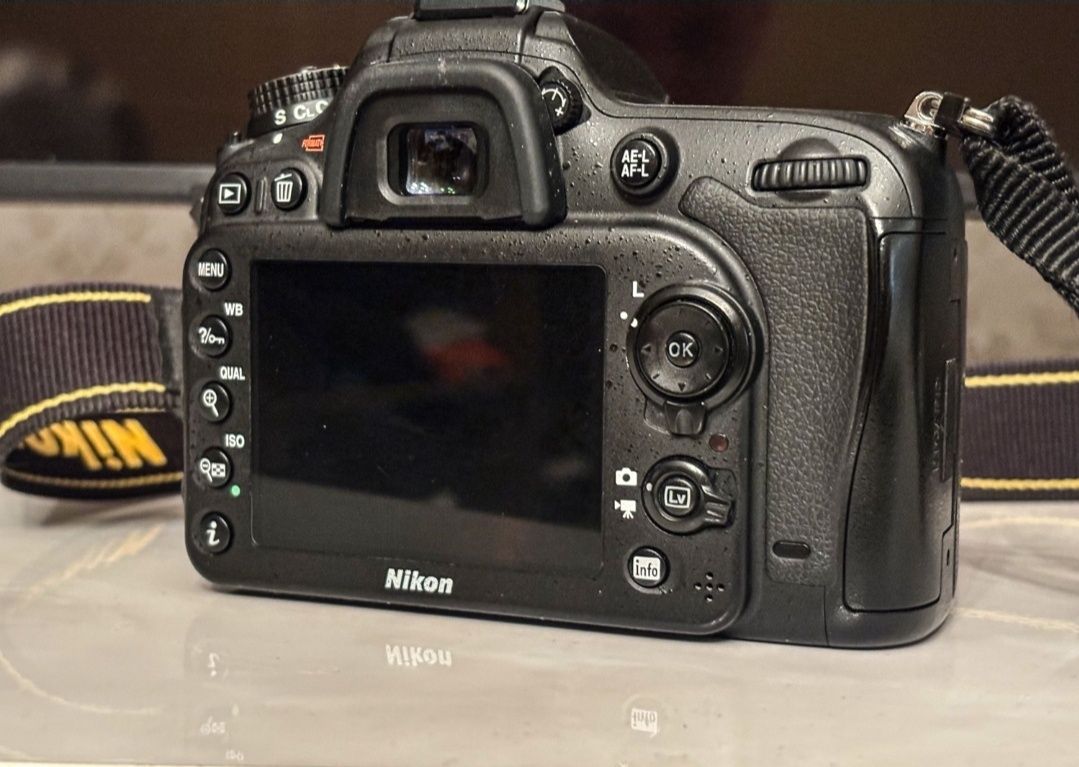 Nikon D7100 + nikkor 35mm 1.8 G