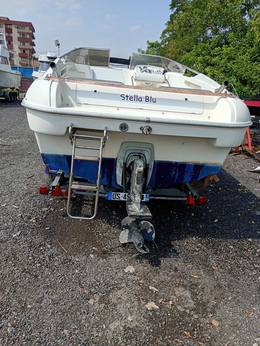Ambarcațiune Fiart 23 cu motor