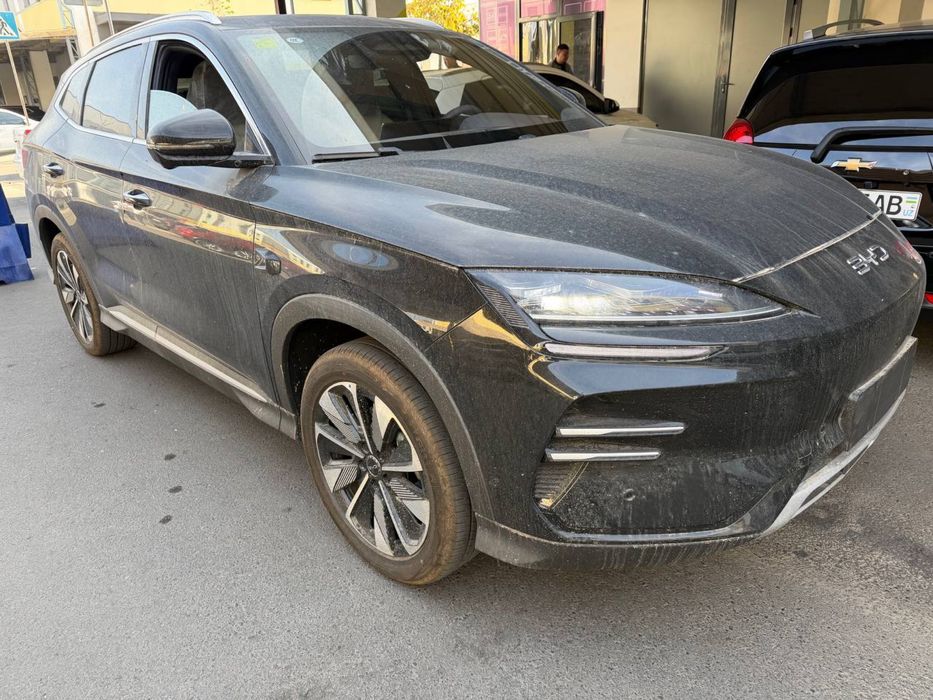 BYD Smart Chempion srochna sotilad holat idel natarusga tayyor qora